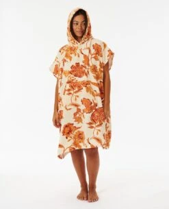 Oceans Together Hooded Towel 9 Oceans Together Hooded Towel -Wetsuits Ready 00hwto 0172 4