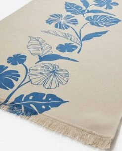 Mod Tropics Towel -Wetsuits Ready 010mto 0001 2