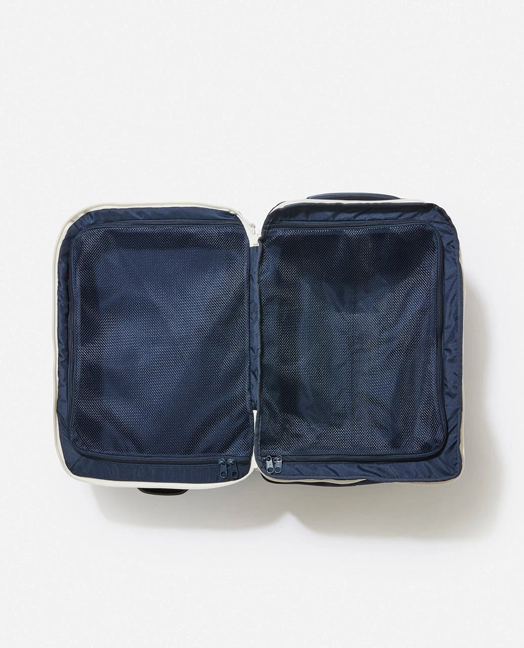 F-Light Cabin 35L Varsity Travel Bag 6 F-Light Cabin 35L Varsity Travel Bag - Image 4