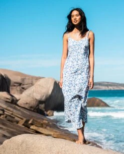 Holiday Tropics Midi Dress