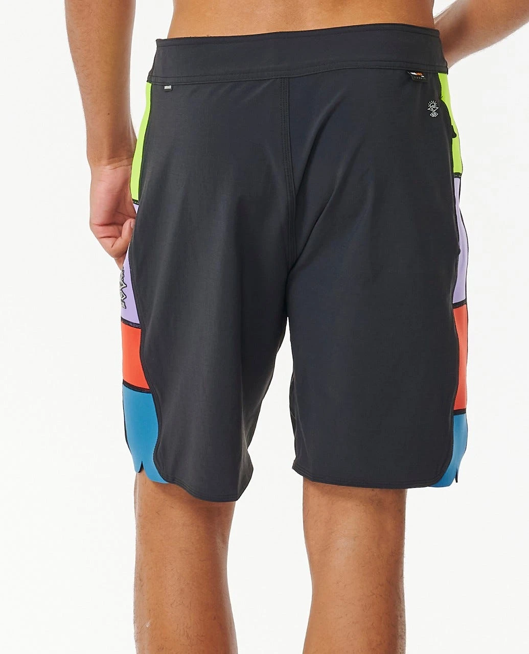 Mirage 3-2-One Offcuts 19" Boardshort 5 Mirage 3-2-One Offcuts 19" Boardshort - Image 3