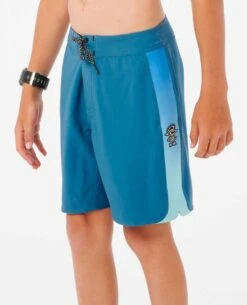 Boy's Mirage 3/2/1 Ultimate Boardshorts 9 Boy's Mirage 3/2/1 Ultimate Boardshorts -Wetsuits Ready kbobu9 0150 2