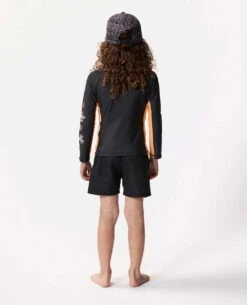 Shred Town LWA UPF Long Sleeve Rash Vest - Boys (1-8 Years) 7 Shred Town LWA UPF Long Sleeve Rash Vest - Boys (1-8 Years) -Wetsuits Ready tnetrv 8264 3 2